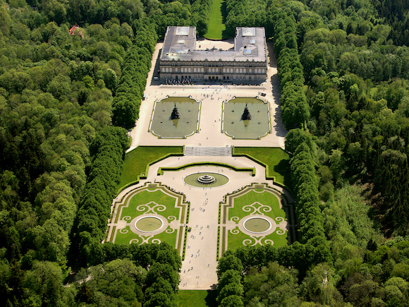 Herrenchiemsee Palace - Neues Schloss Herrenchiemsee, 
© Bayerische Schlösserverwaltung, (Foto: Bavaria Luftbild Verlags GmbH), www.herrenchiemsee.de